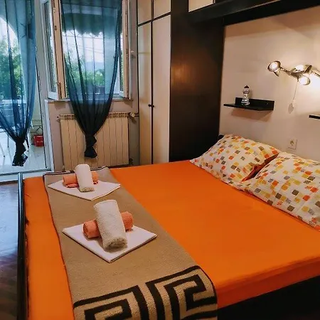 Mira * Novi Vinodolski