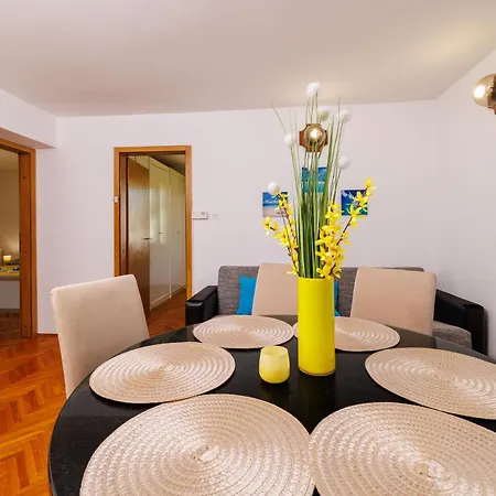 Mira Apartman Novi Vinodolski