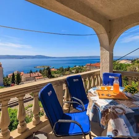 Apartament Mira Novi Vinodolski
