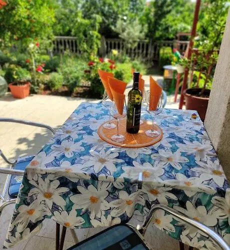Apartament Mira