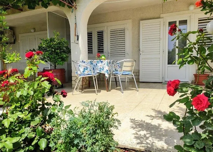 Mira Apartament Novi Vinodolski