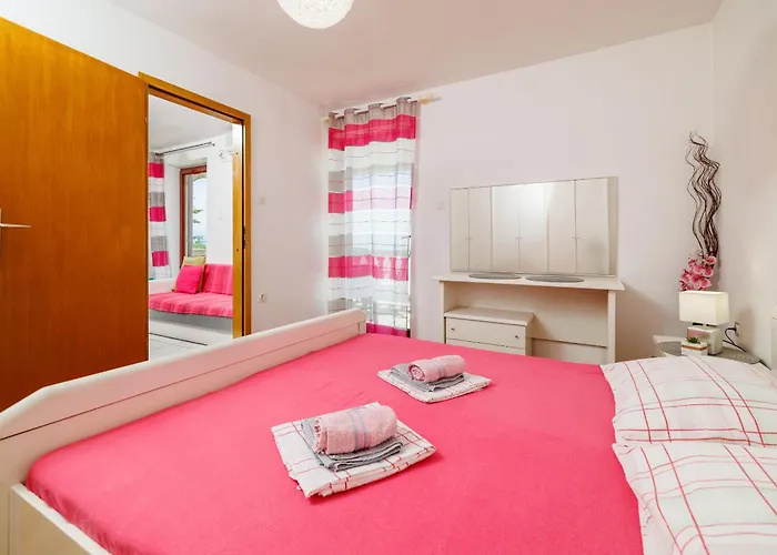 Mira Apartament Novi Vinodolski