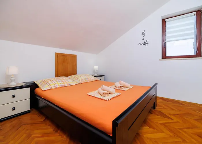 Apartament Mira Novi Vinodolski