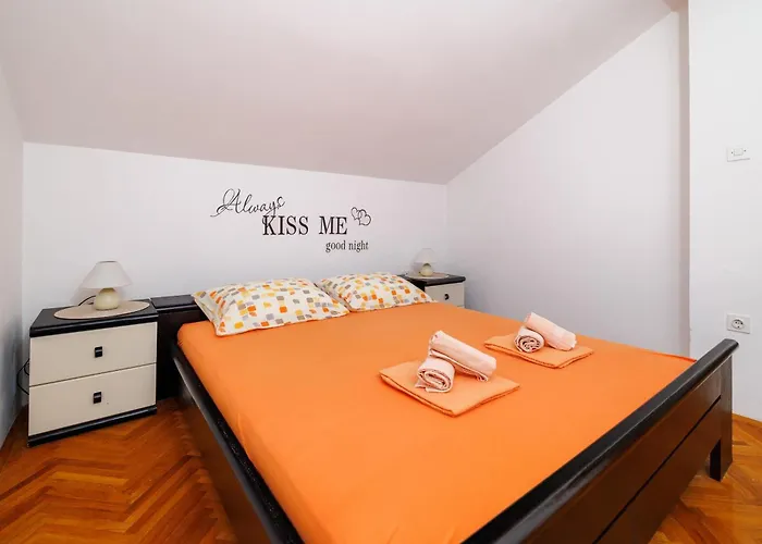 Mira Apartament Novi Vinodolski