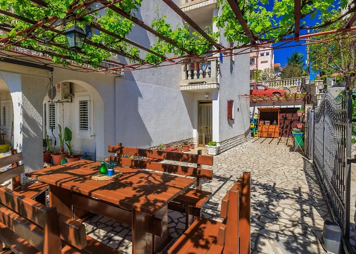 Mira Apartament