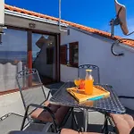 Mira Novi Vinodolski